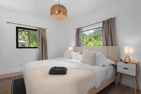 standard double miami coatie erotravel